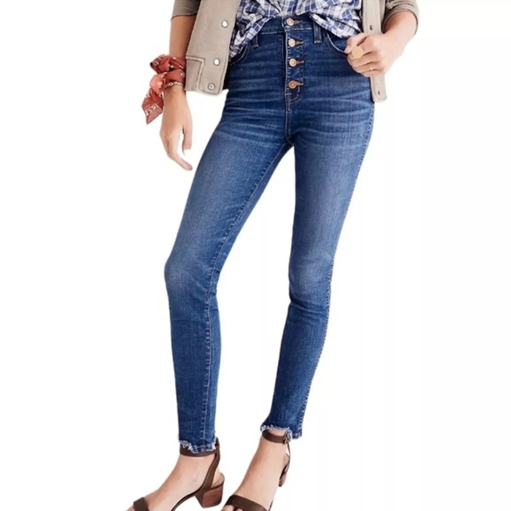 Madewell 10” High Rise Skinny Jeans Chewed-Hem Edition Size 27